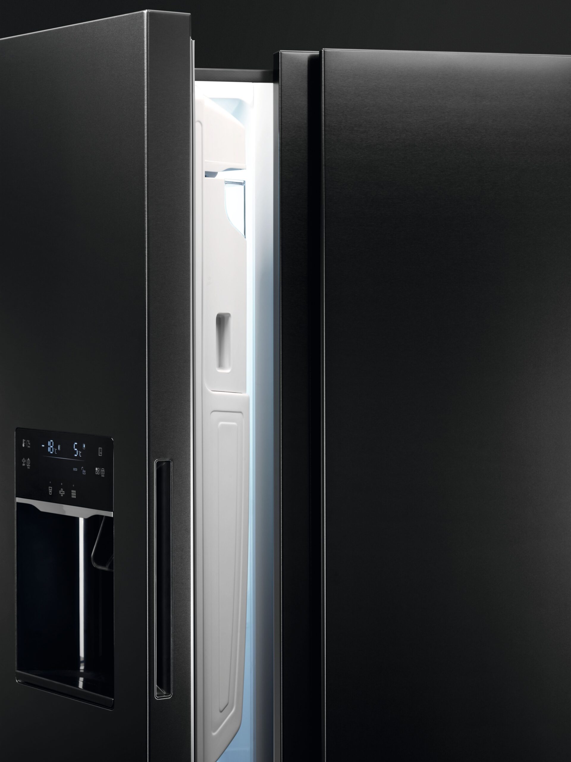Electrolux Side-by-Side EAL575NWMS – Bild 3