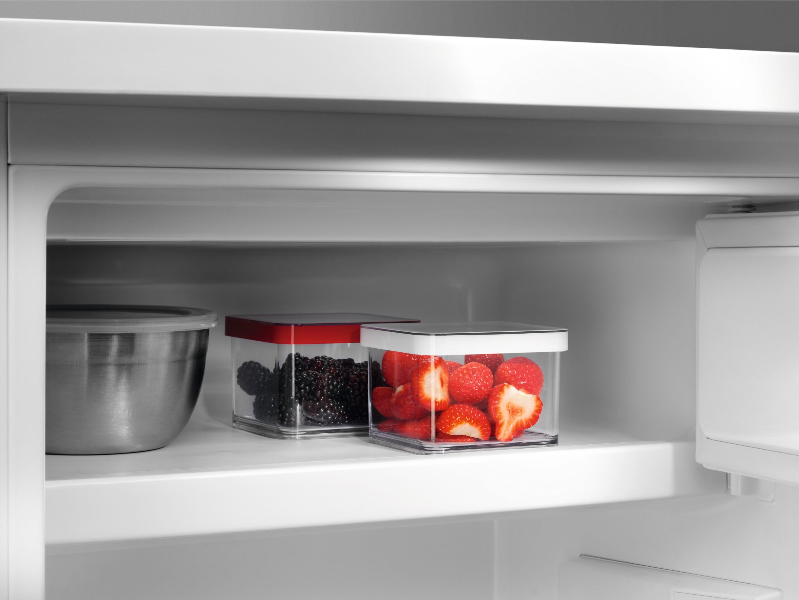 AEG Kühlschrank ATK1201 – Bild 4