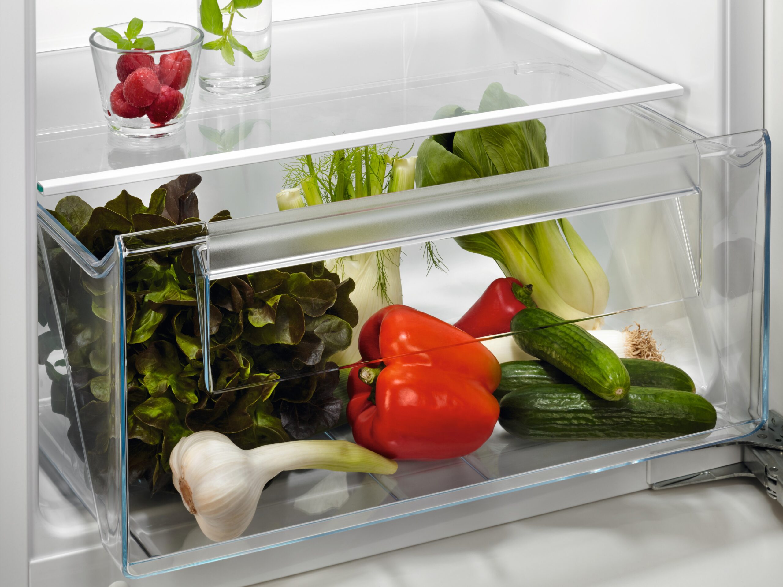 AEG Kühlschrank AIK2023R – Bild 2